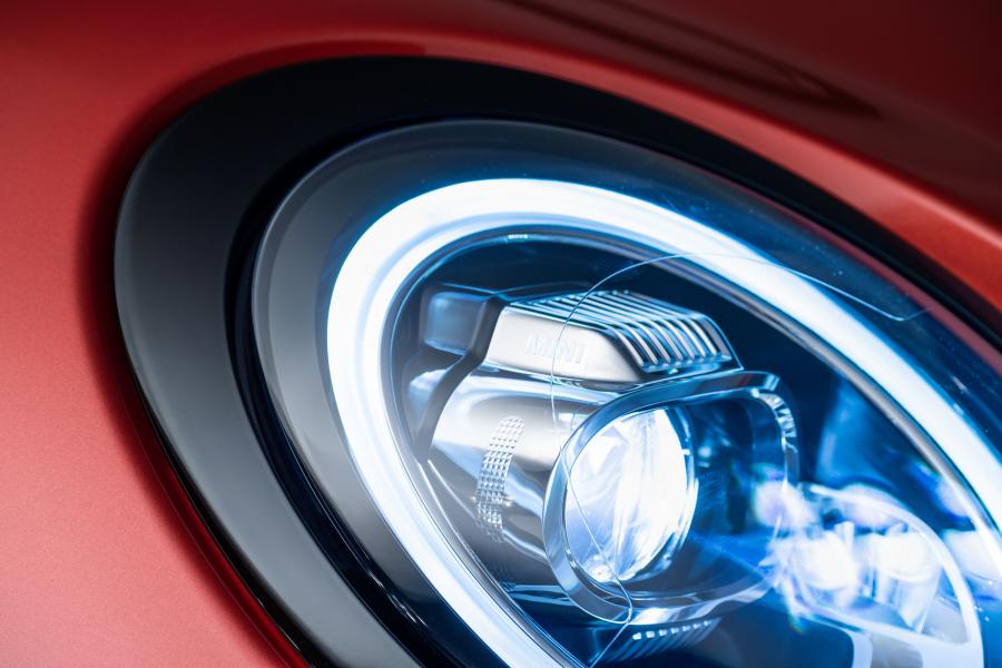 Детали экстерьера Mini Cooper S Clubman (F54) 2019 года  (WW) (фото 24 из 150)